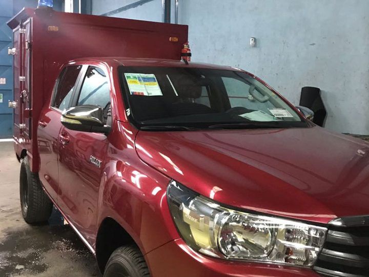 Carrocería en camioneta equipada — Equipamiento Total Chile